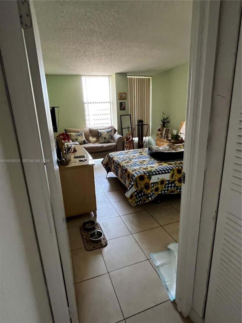 Please Call For Address, Unit 707, Hialeah, FL 33012 Photo