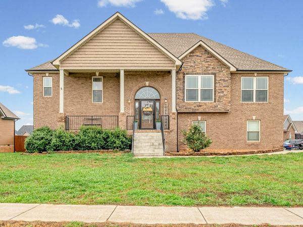 713 Rushville Dr, Clarksville, TN 37042