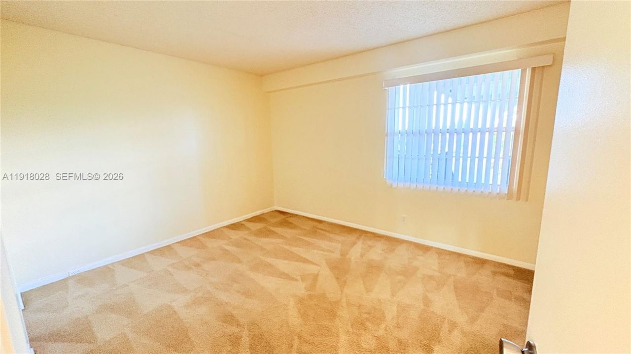 12900 SW 13th St, Unit 413E, Pembroke Pines, FL 33027 Photo