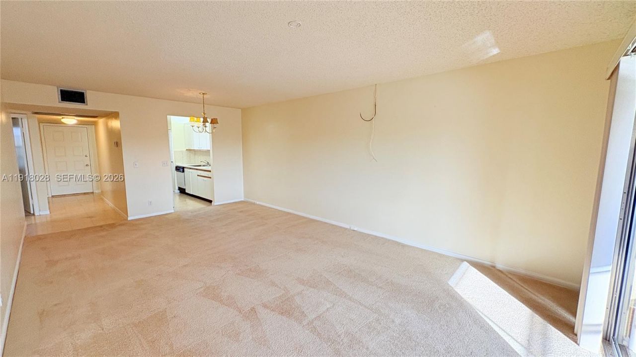 12900 SW 13th St, Unit 413E, Pembroke Pines, FL 33027 Photo