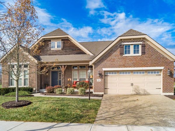 886 Ballater Drive, Delaware, OH 43015