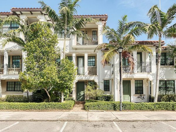 11303 SW 15th St, Pembroke Pines, FL 33025