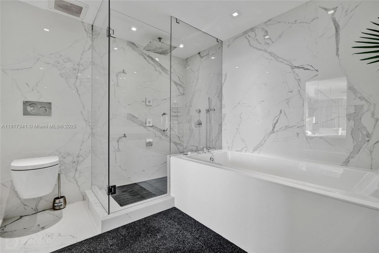 650 West Ave, Unit PH01, Miami Beach, FL 33139 Photo