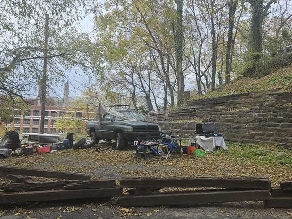 1140 JONESTOWN ROAD, HARRISBURG, PA 17103