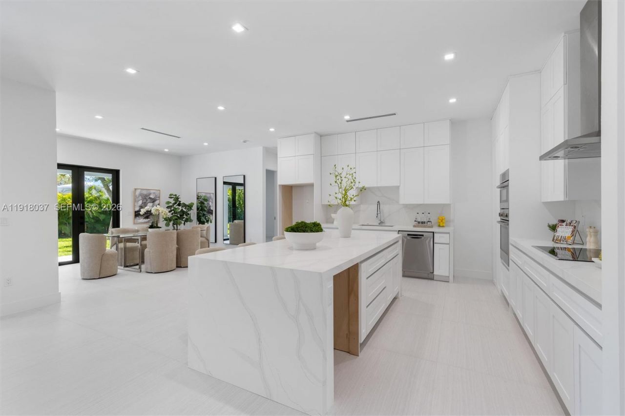 8240 SW 193rd Terrace, Cutler Bay, FL 33157 Photo