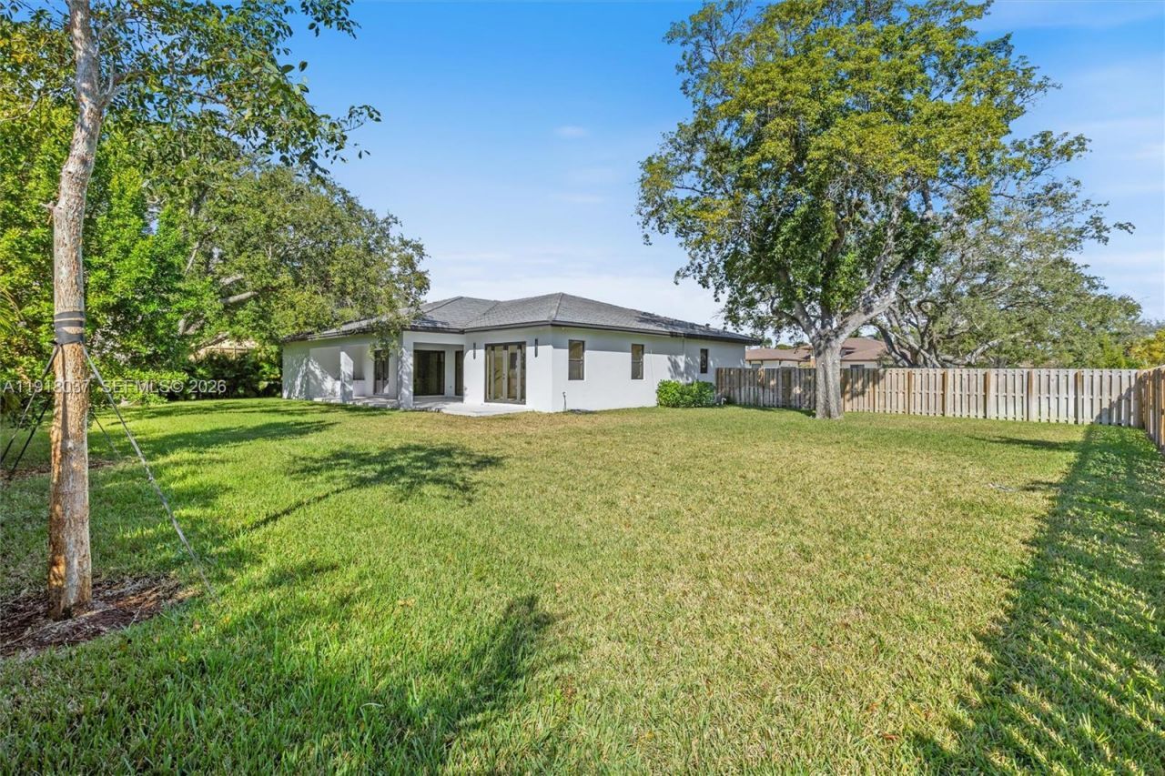 8240 SW 193rd Terrace, Cutler Bay, FL 33157 Photo