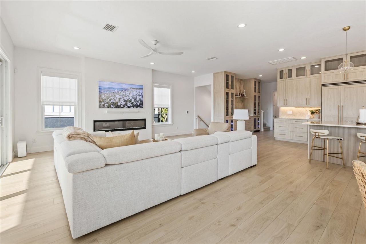 8008 Midnight Pass Road, Sarasota, FL 34242 Photo