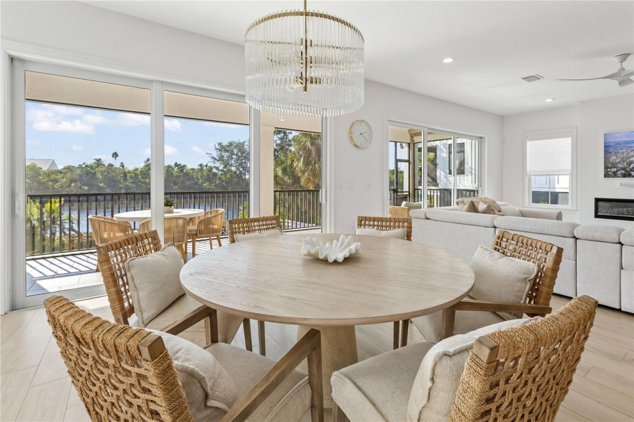 8008 Midnight Pass Road, Sarasota, FL 34242 Photo