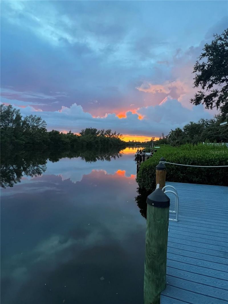 8008 Midnight Pass Road, Sarasota, FL 34242 Photo