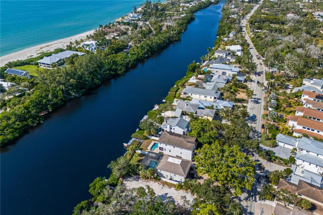 8008 Midnight Pass Road, Sarasota, FL 34242 Photo