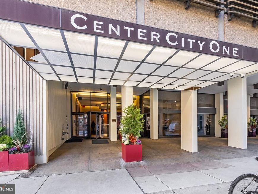 1326 42 Spruce Street, Unit 1701 AND G, Philadelphia, PA 19107 Main Photo