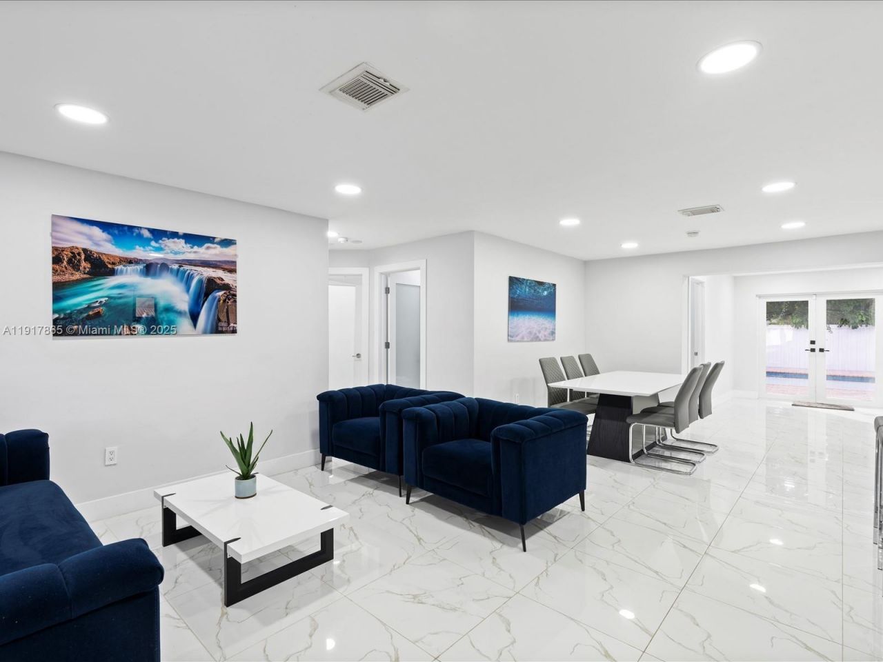 6820 SW 9th St, Pembroke Pines, FL 33023 Photo