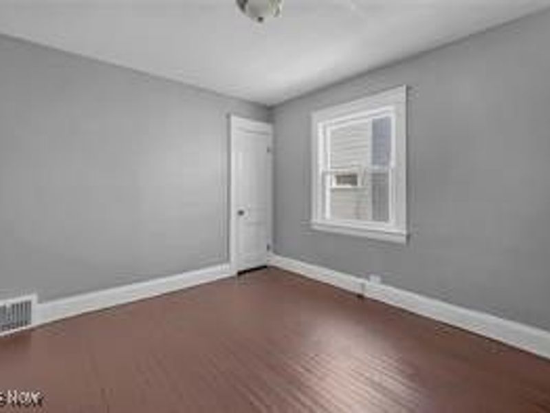 2997 E 130th Street, Cleveland, OH 44120 Photo 8