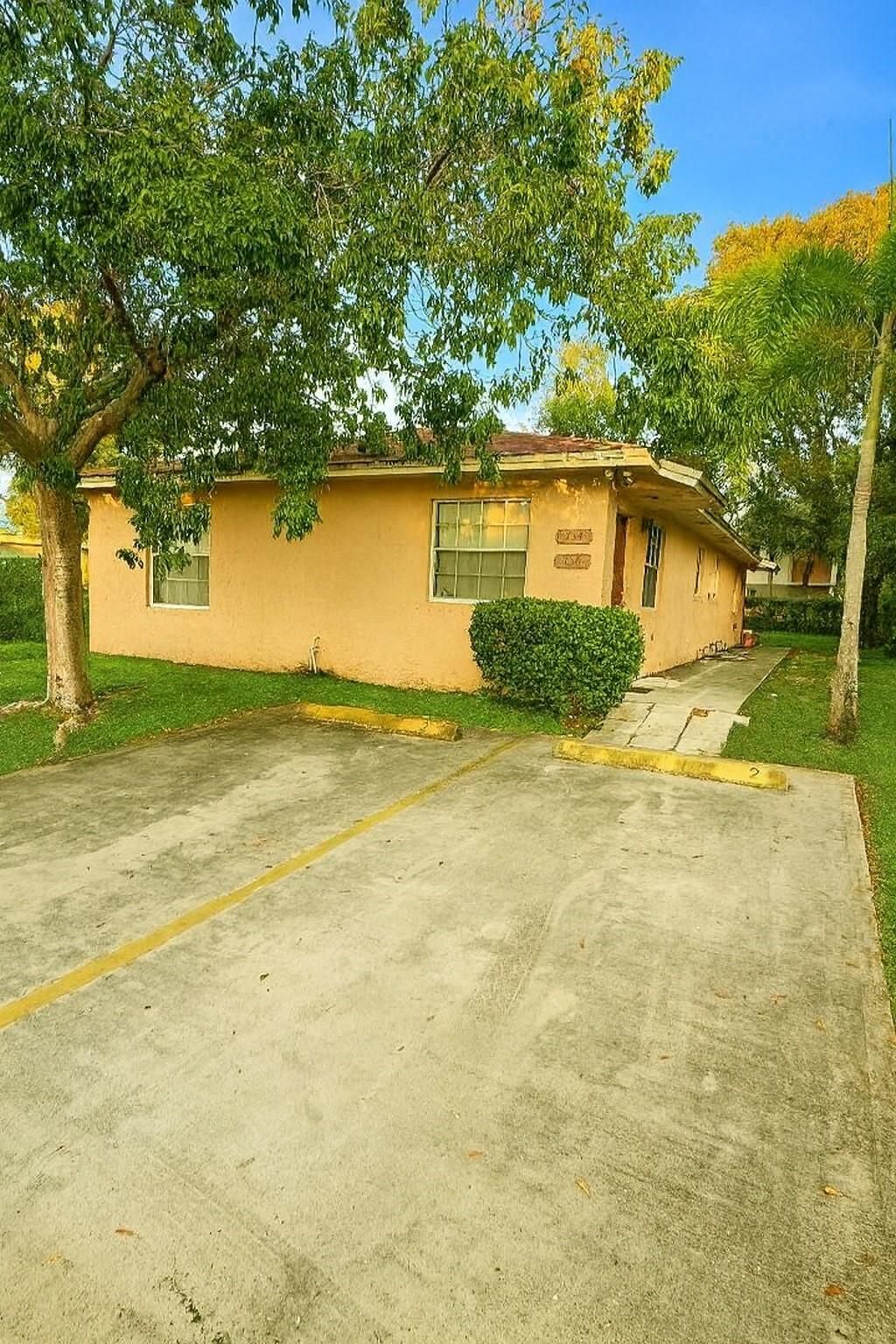 734 NW 13th Terrace, Fort Lauderdale, FL 33311 Photo