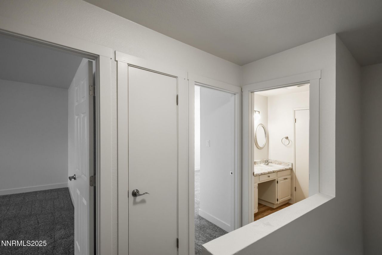 129 Smithridge Park, Reno, NV 89502 Photo