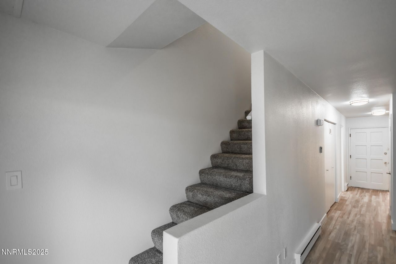 129 Smithridge Park, Reno, NV 89502 Photo