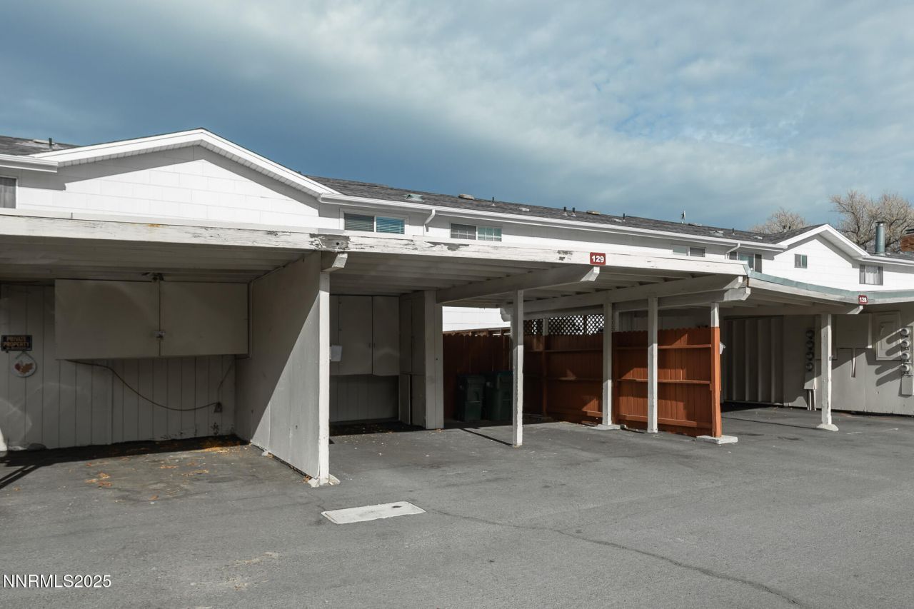 129 Smithridge Park, Reno, NV 89502 Photo