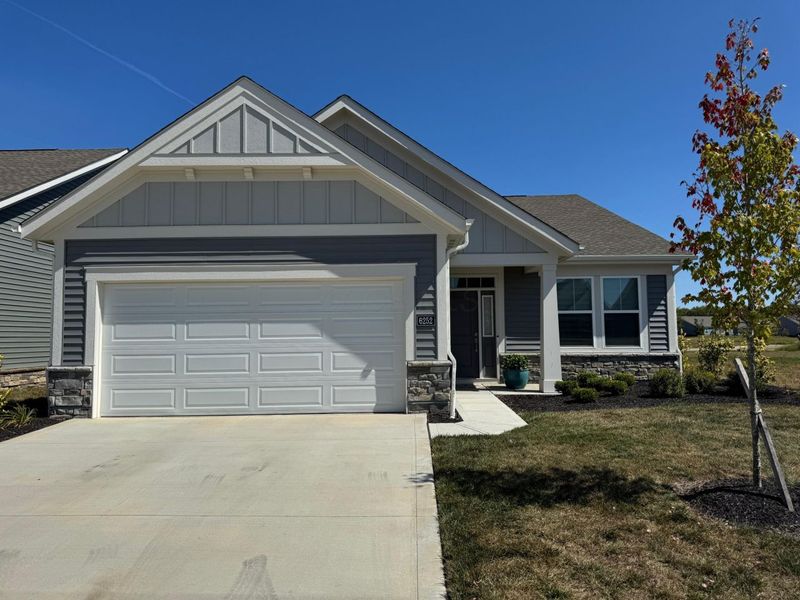 6252 Windcliff Drive, Grove City, OH 43123 Photo 2
