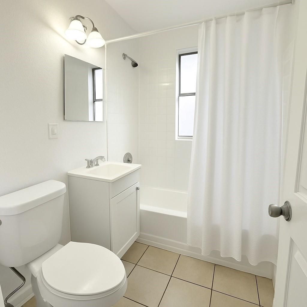 741 NW 10th Terrace, Fort Lauderdale, FL 33311 Photo