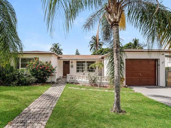 6668 NW 1st St, Margate, FL 33063