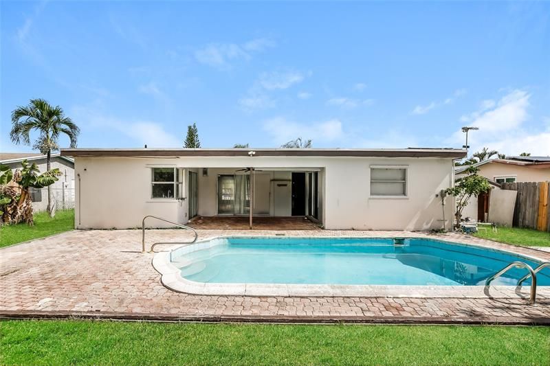 6668 NW 1st St, Margate, FL 33063 Photo