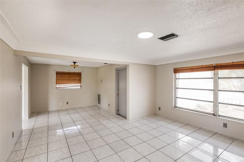 6668 NW 1st St, Margate, FL 33063 Photo