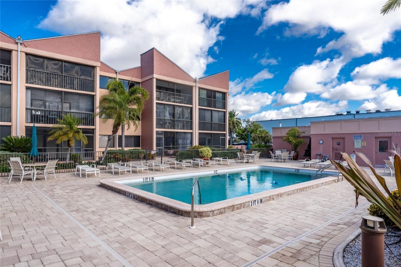 3170 Matecumbe Key Road, Unit 115, Punta Gorda, FL 33955 Photo