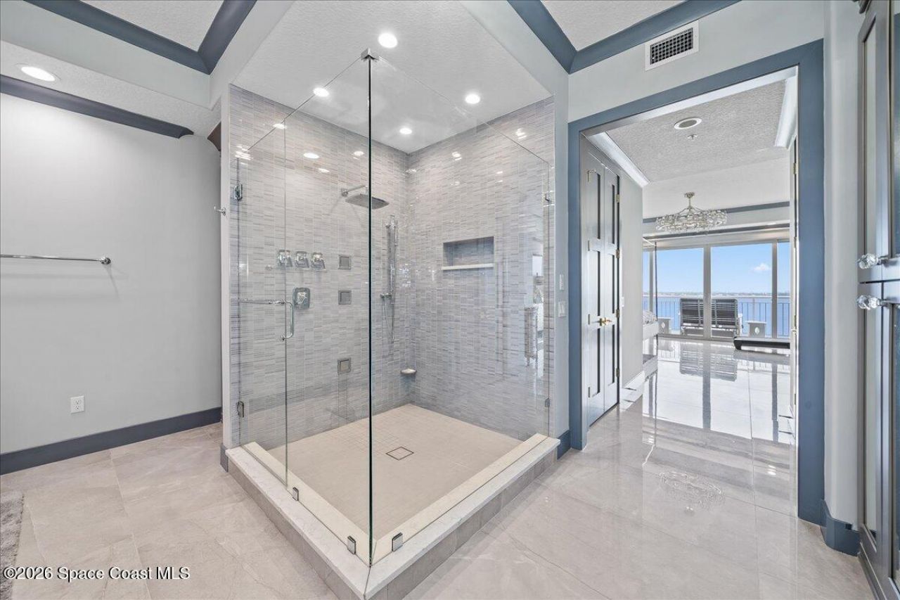 1465 S Harbor City Boulevard, Unit 1002, Melbourne, FL 32901 Photo