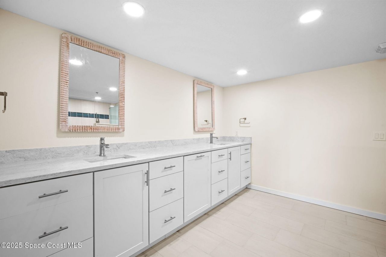 701 Solana Shores Drive, Unit 404, Cape Canaveral, FL 32920 Photo