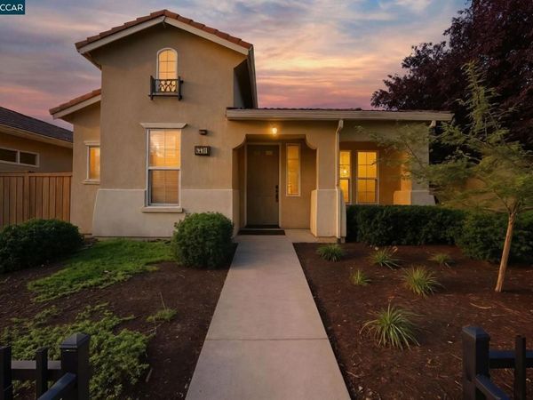 4213 4213 Hovnanian Dr, Sacramento, CA 95834