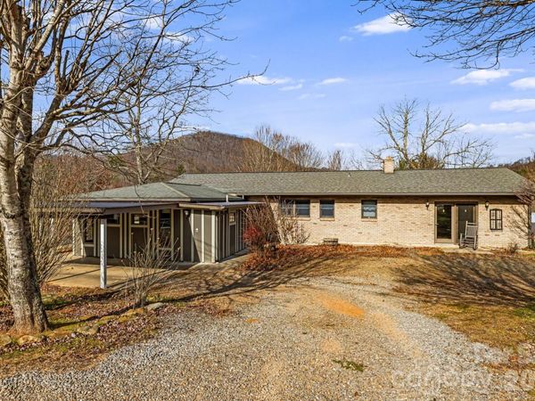 197, 199, 201 Roland Hill Road, Burnsville, NC 28714