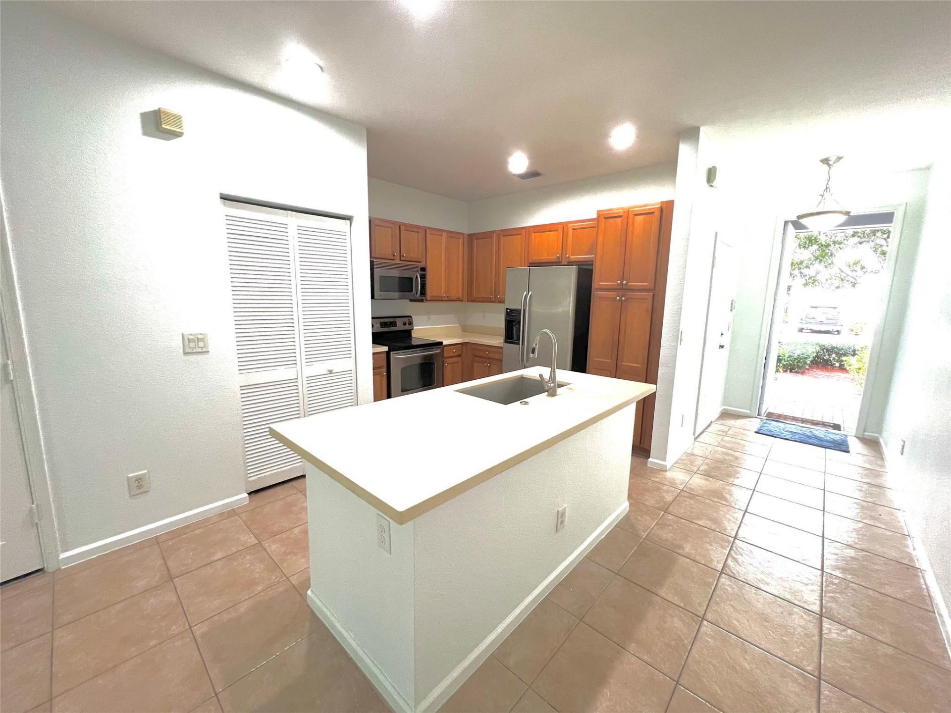 8720 Cypress Walk Court, Unit 8720, Tamarac, FL 33321 Photo