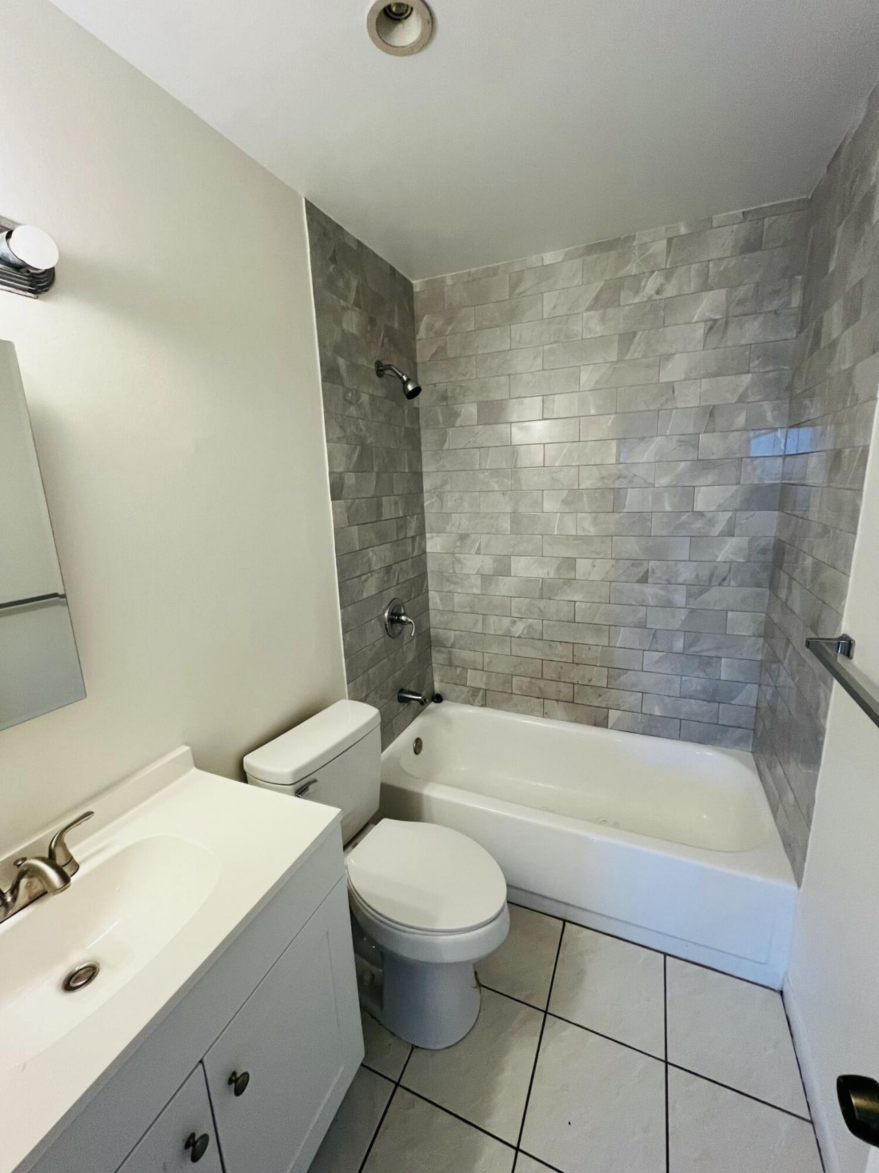 9911 Sandalfoot Boulevard, Unit 112, Boca Raton, FL 33428 Photo