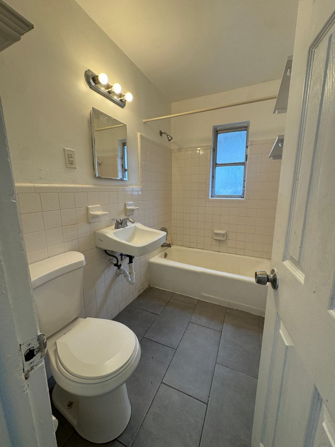 914 3rd Street, Unit 4, West Palm Beach, FL 33401 Photo