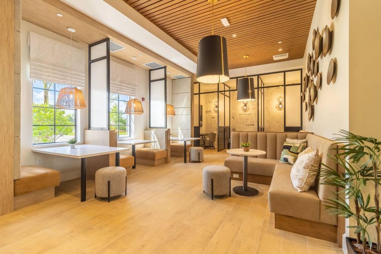 11260 Channing Way, Unit 301, Royal Palm Beach, FL 33414 Photo