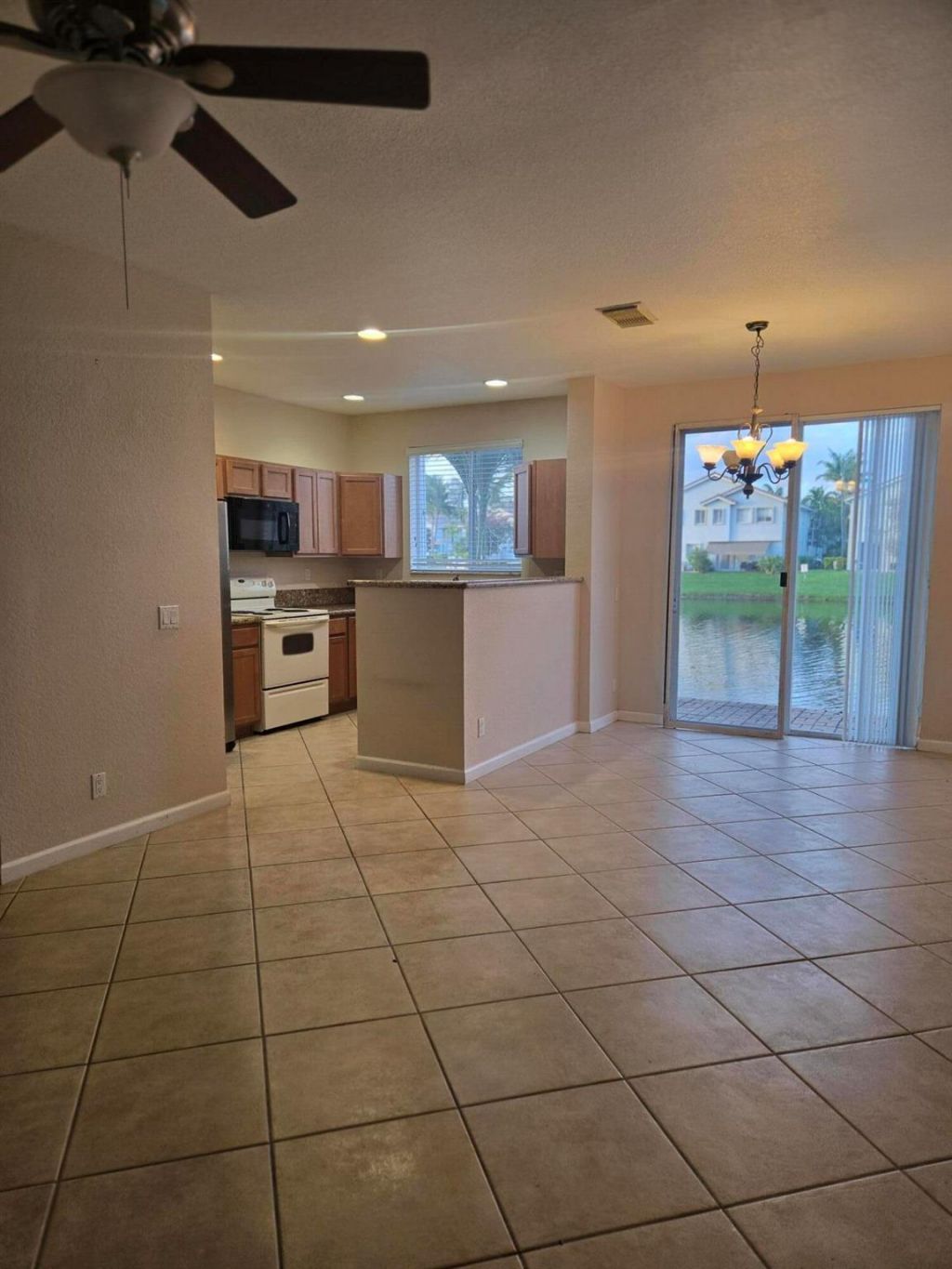 3182 Laurel Ridge Circle, Riviera Beach, FL 33404 Photo