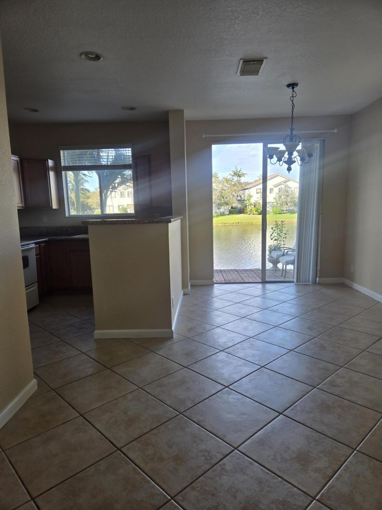 3182 Laurel Ridge Circle, Riviera Beach, FL 33404 Photo