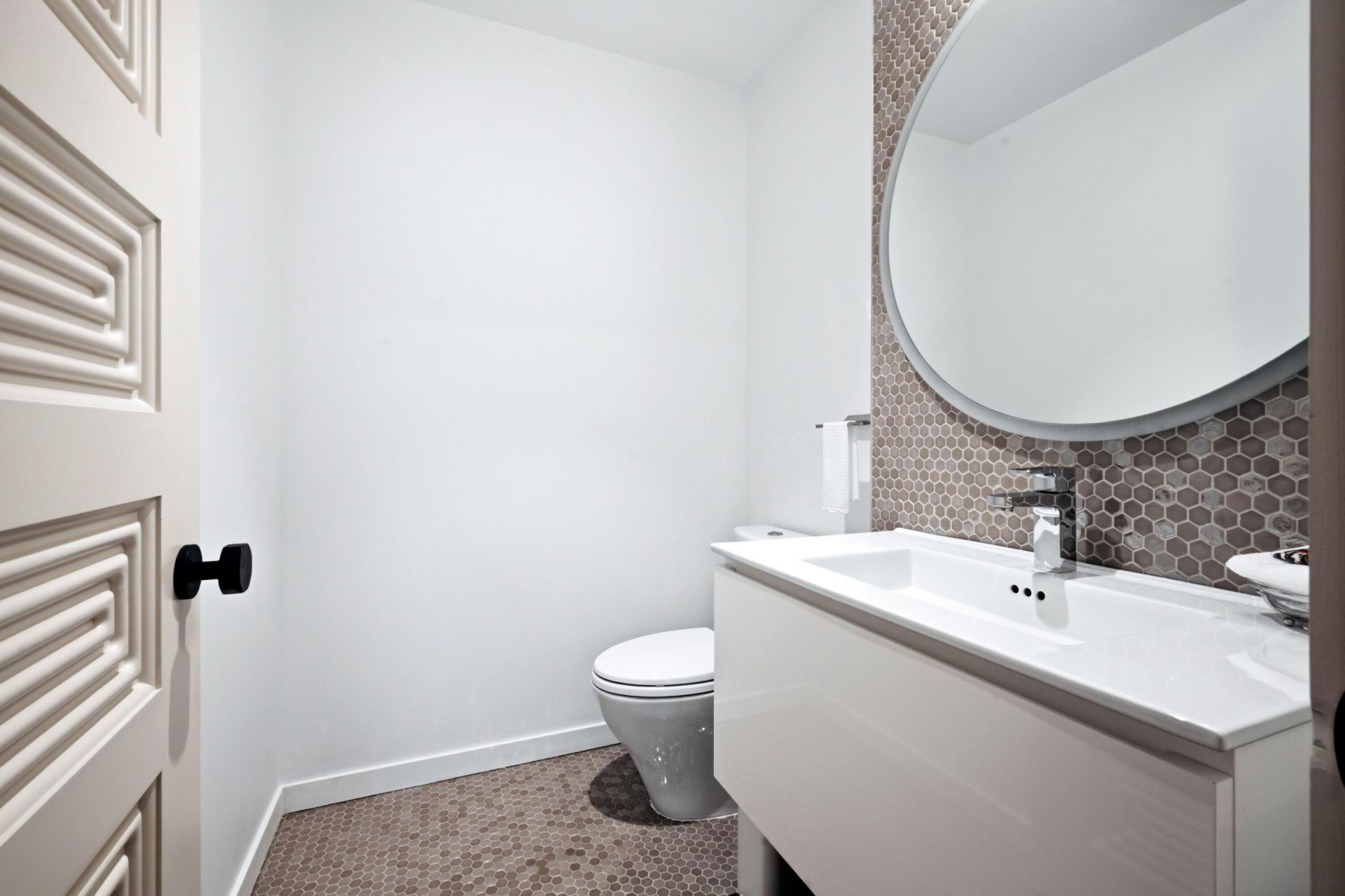 1801 S Flagler Drive, Unit Ph 11, West Palm Beach, FL 33401 Photo