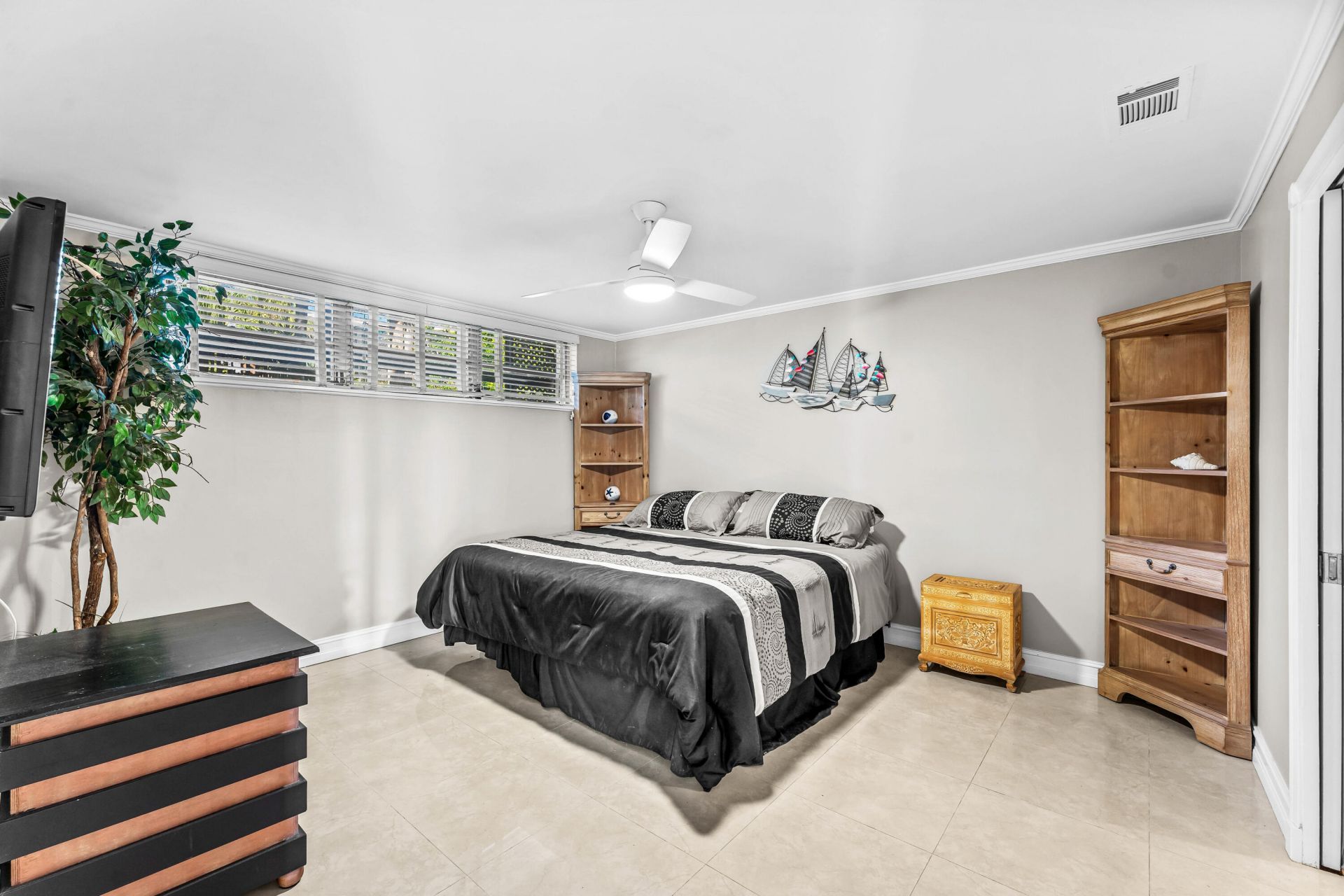 1166 Hillsboro Mile, Unit 8, Hillsboro Beach, FL 33062 Photo