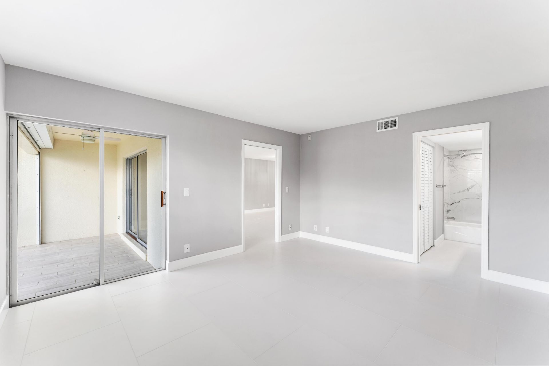 1030 Sugar Sands Boulevard, Unit 167, Singer Island, FL 33404 Photo