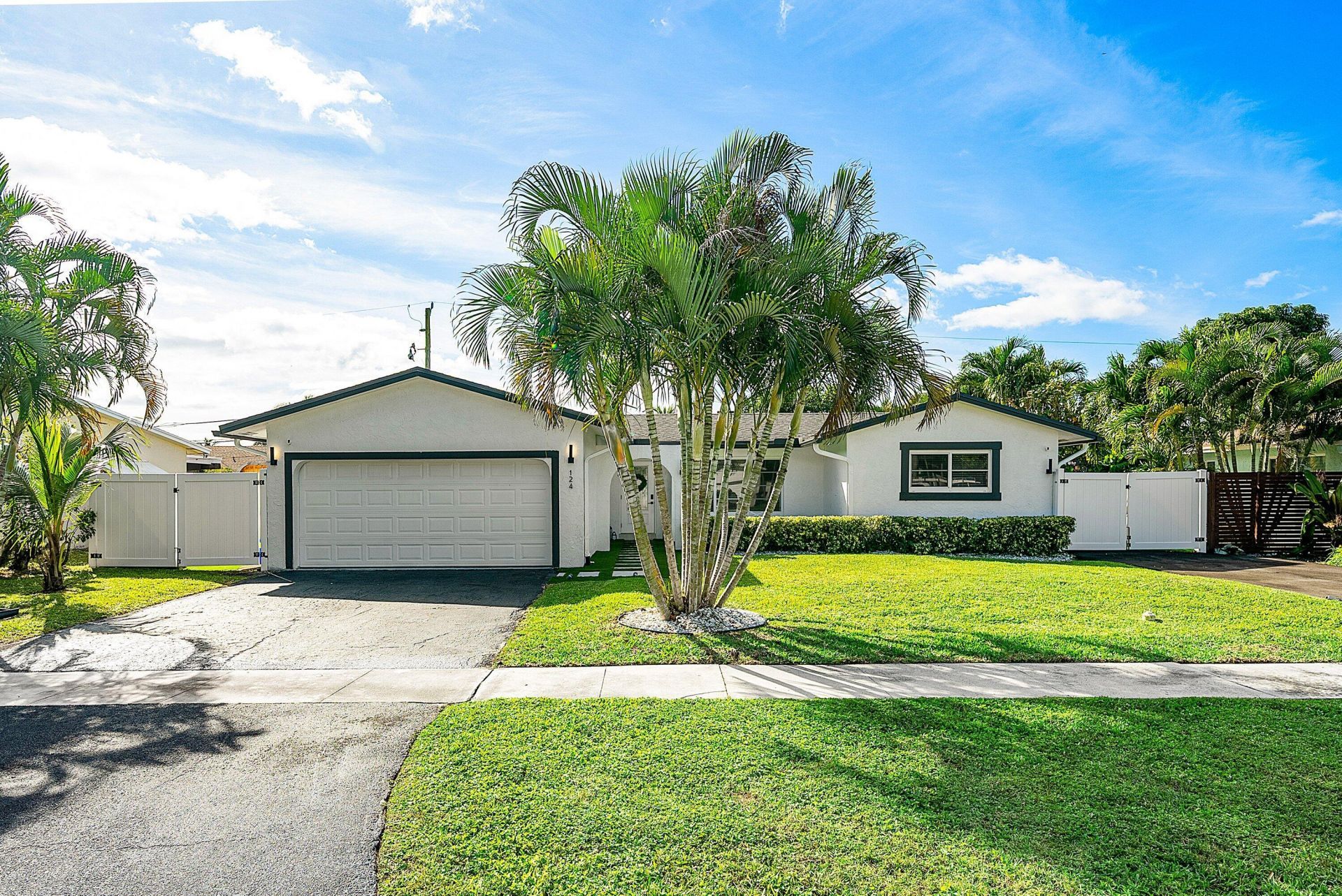 124 Oregon Lane, Boca Raton, FL 33487 Photo