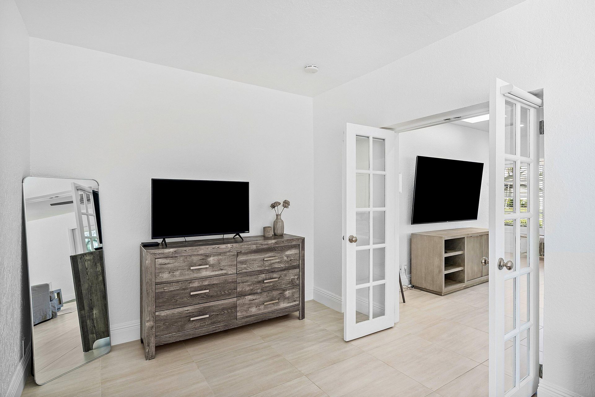 124 Oregon Lane, Boca Raton, FL 33487 Photo