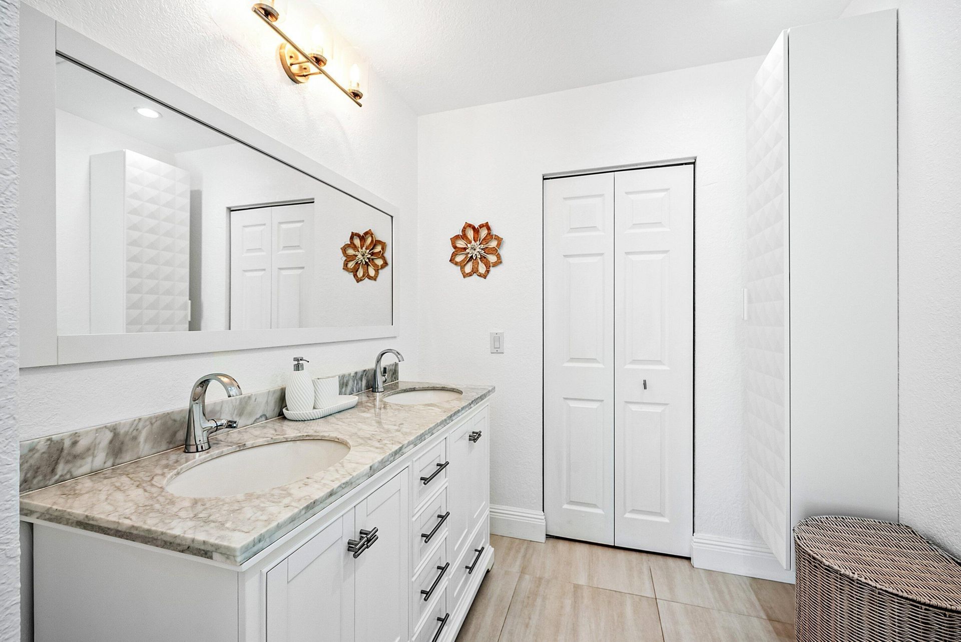 124 Oregon Lane, Boca Raton, FL 33487 Photo