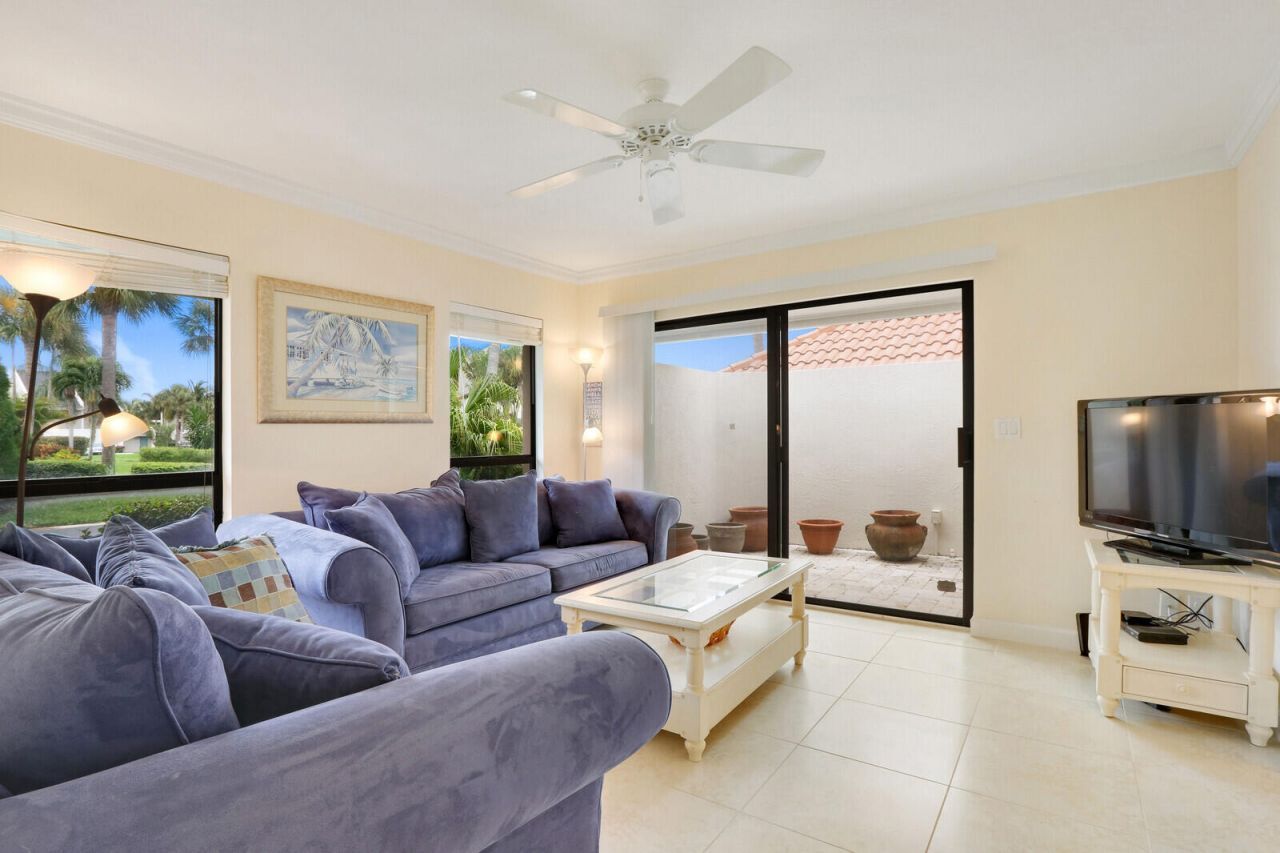 1471 Via Privada, Jupiter, FL 33477 Photo