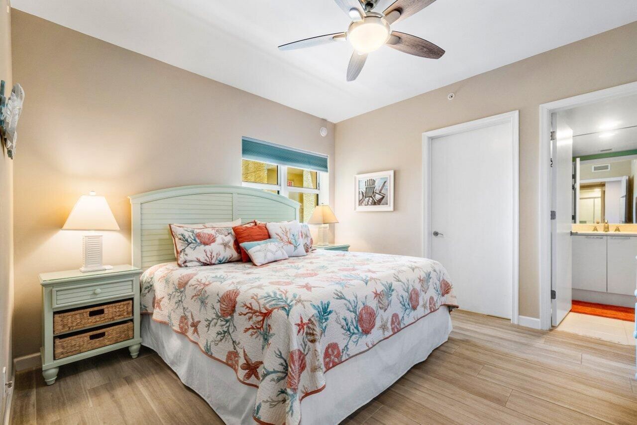 2640 Lake Shore Drive, Unit 711, Riviera Beach, FL 33404 Photo