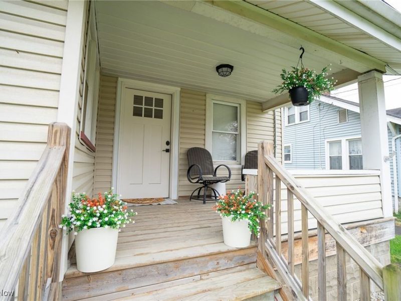 11541 South Avenue, North Lima, OH 44452 Photo 2