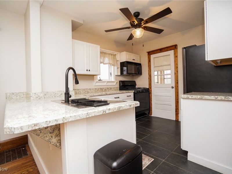 11541 South Avenue, North Lima, OH 44452 Photo 8