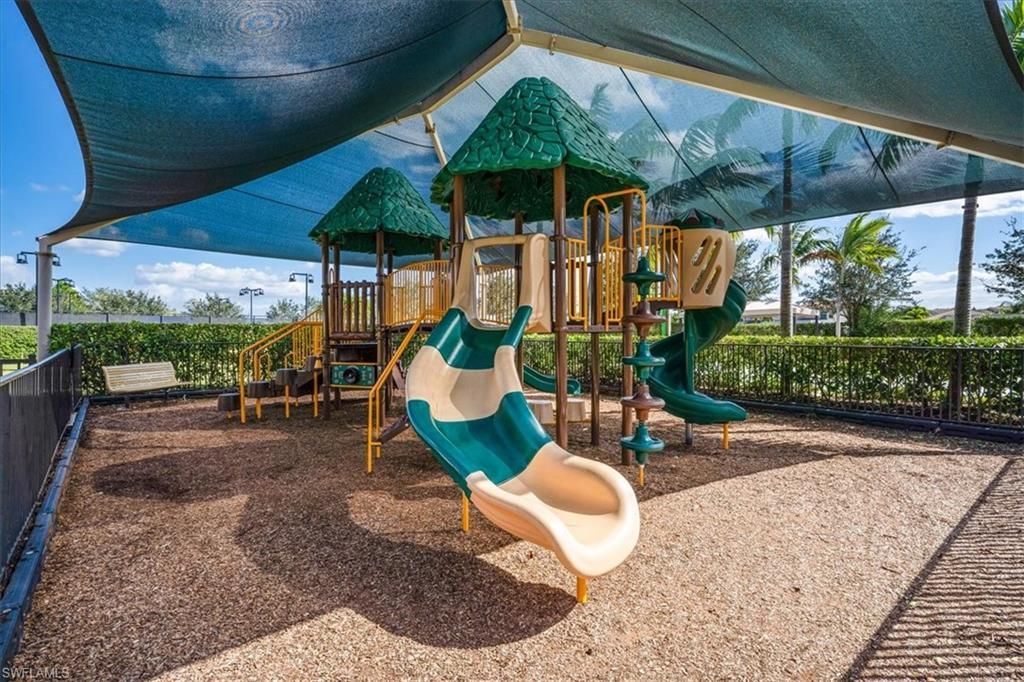 3821 Columbia Ct, Naples, FL 34119 Photo