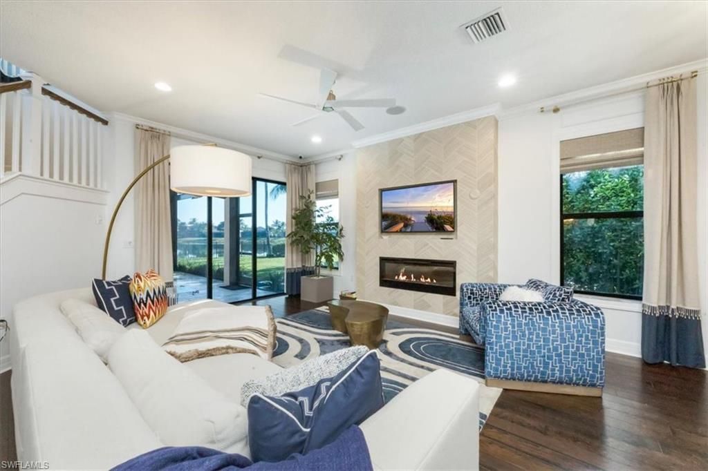 3821 Columbia Ct, Naples, FL 34119 Photo
