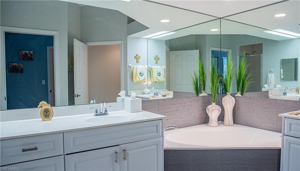 10711 Crooked River Rd, Unit 202, Estero, FL 34135 Photo